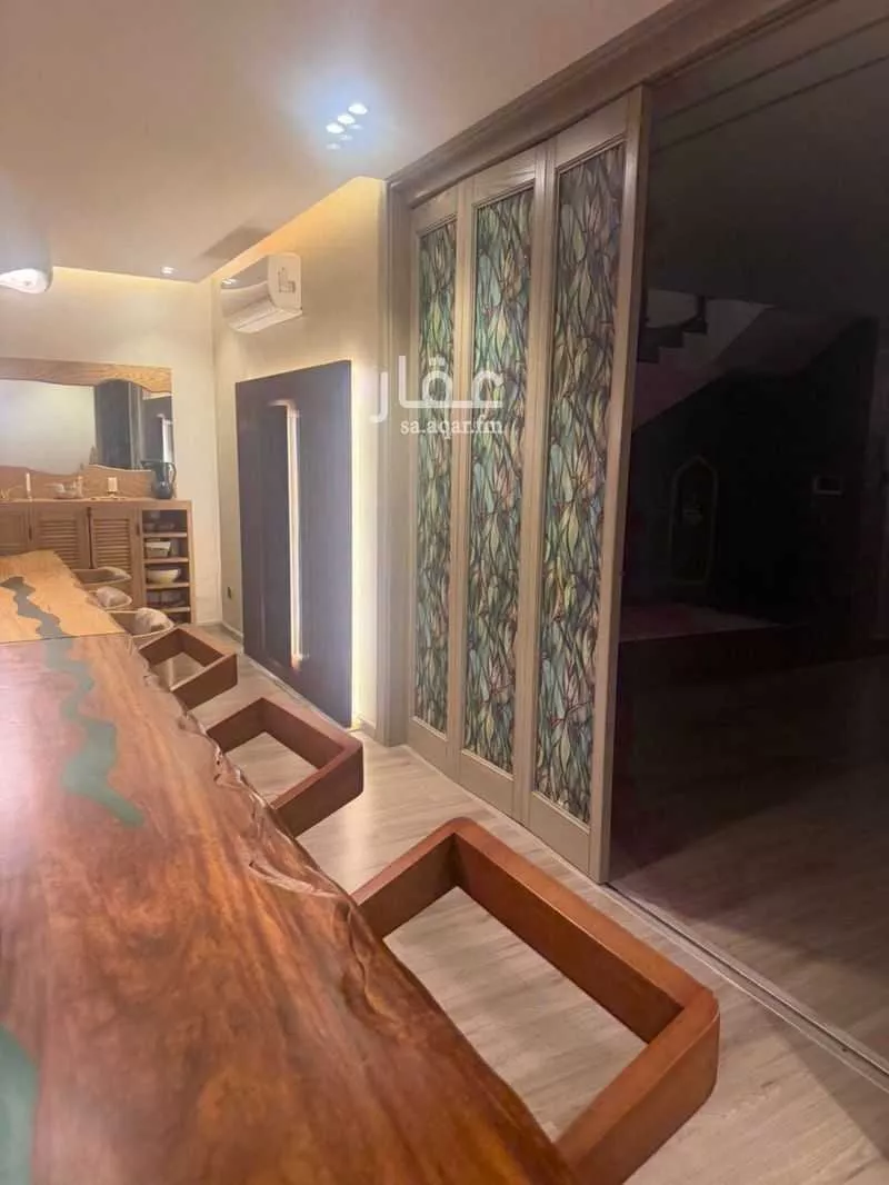 فيلا 7 غرف في الزمرد 4