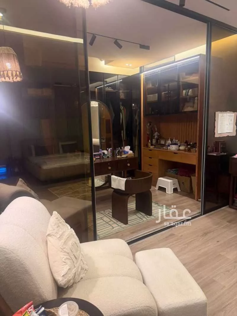 فيلا 7 غرف في الزمرد 10