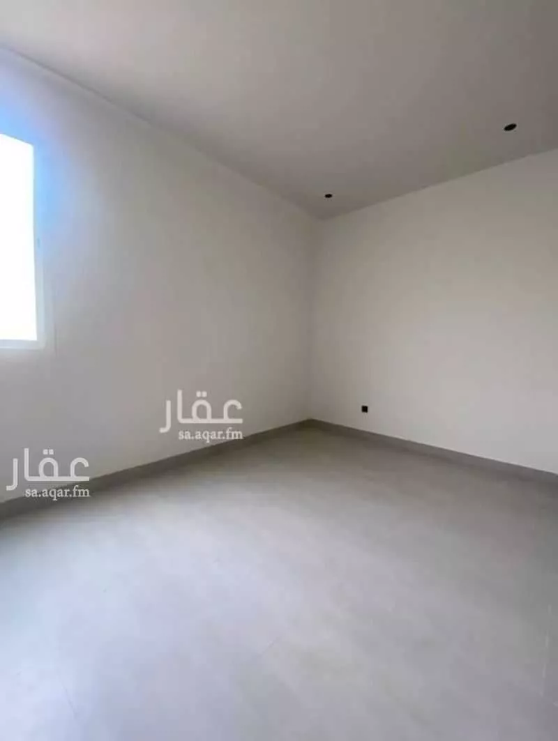 عمارة 3167 م² في الرمال 11