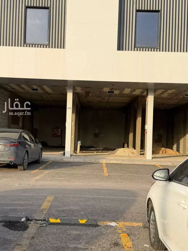 عمارة 3167 م² في الرمال 16