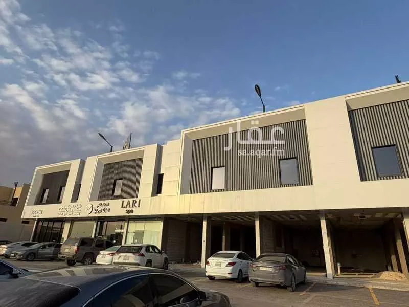 عمارة 3167 م² في الرمال 27