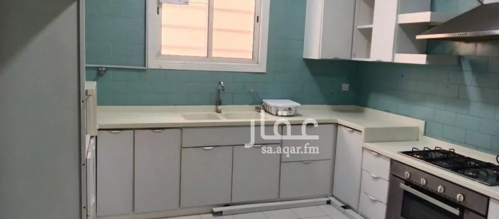 دور 3 غرف في العارض 3