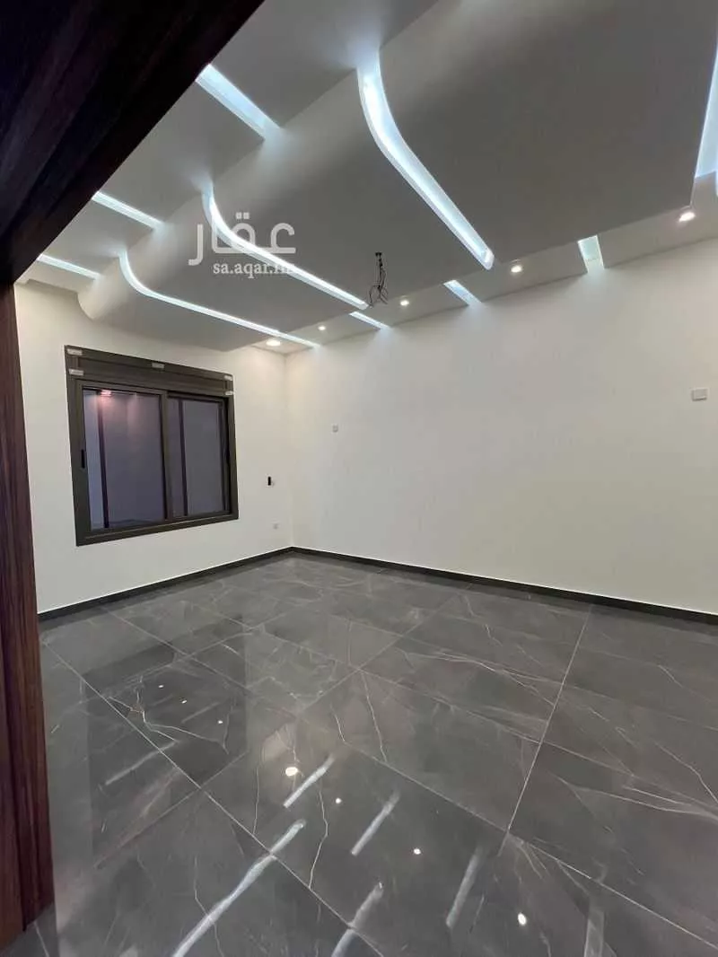 7 bedroom apartment in Al Shiraa 13