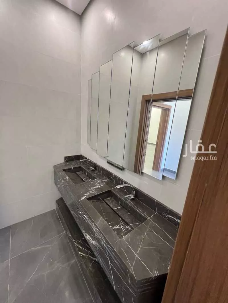 7 bedroom apartment in Al Shiraa 3