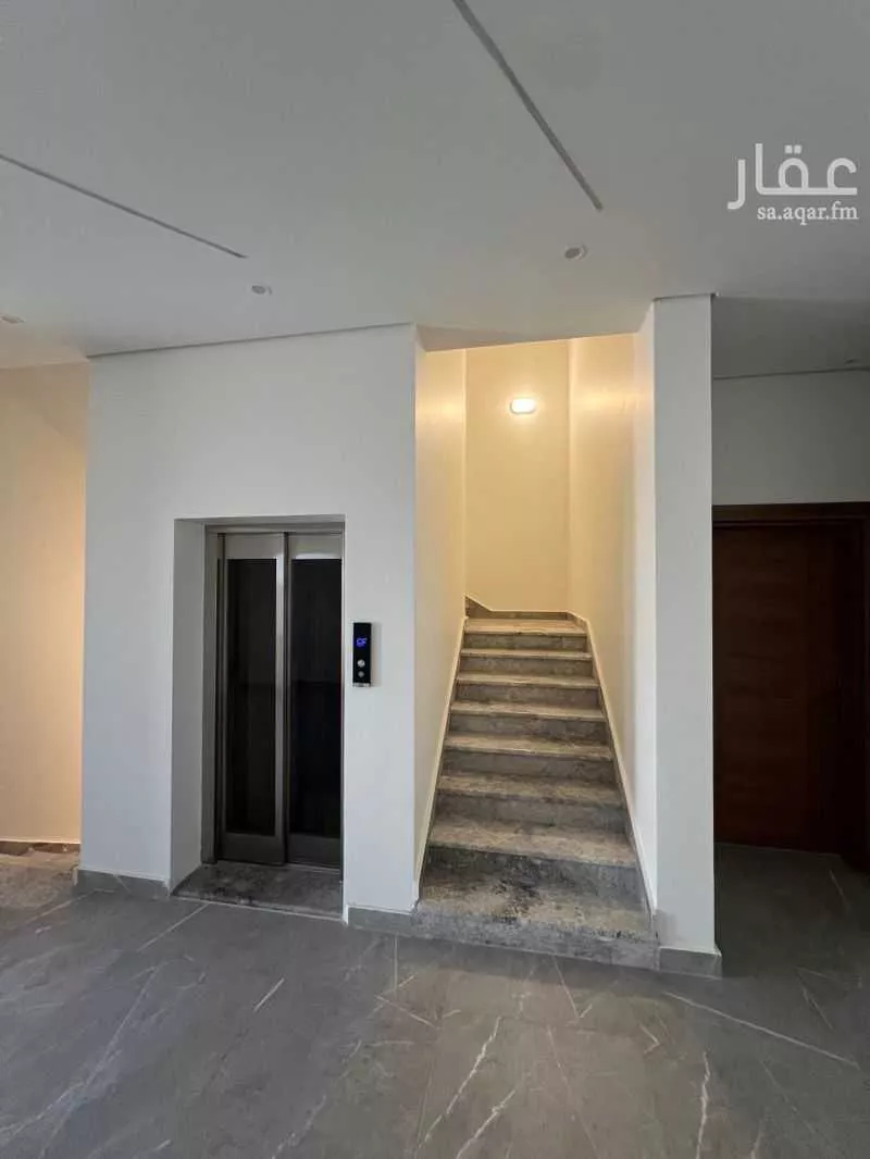 7 bedroom apartment in Al Shiraa 9