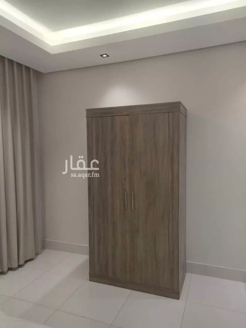 900 sqm building in Dhahrat Laban 5