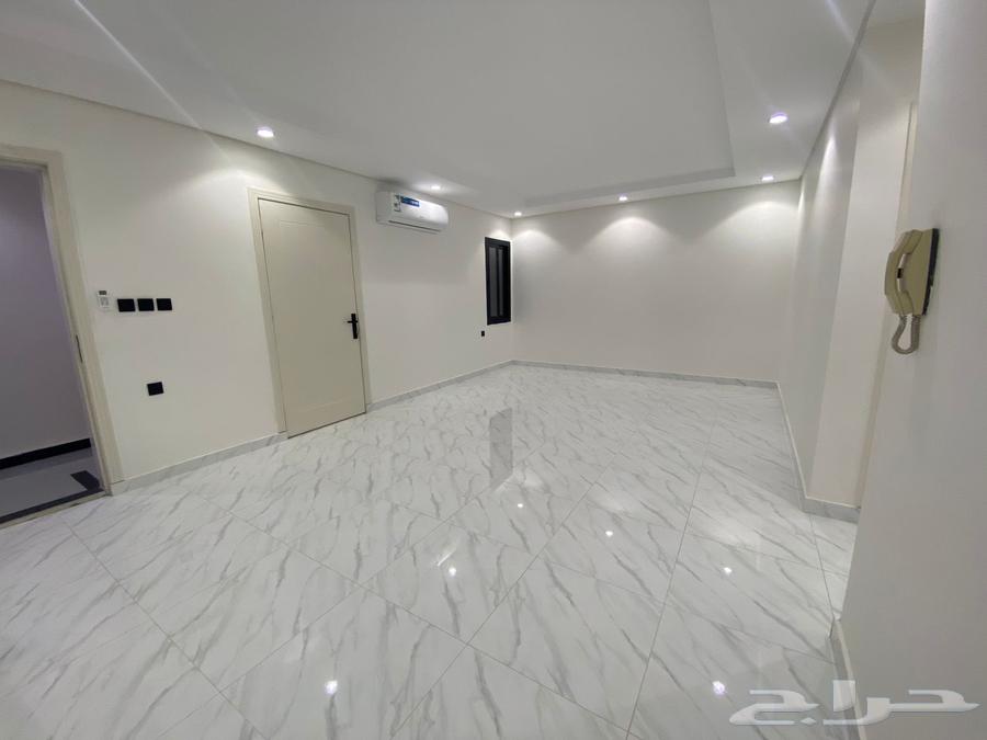 شقة 4 غرف في بطحاء قريش 6