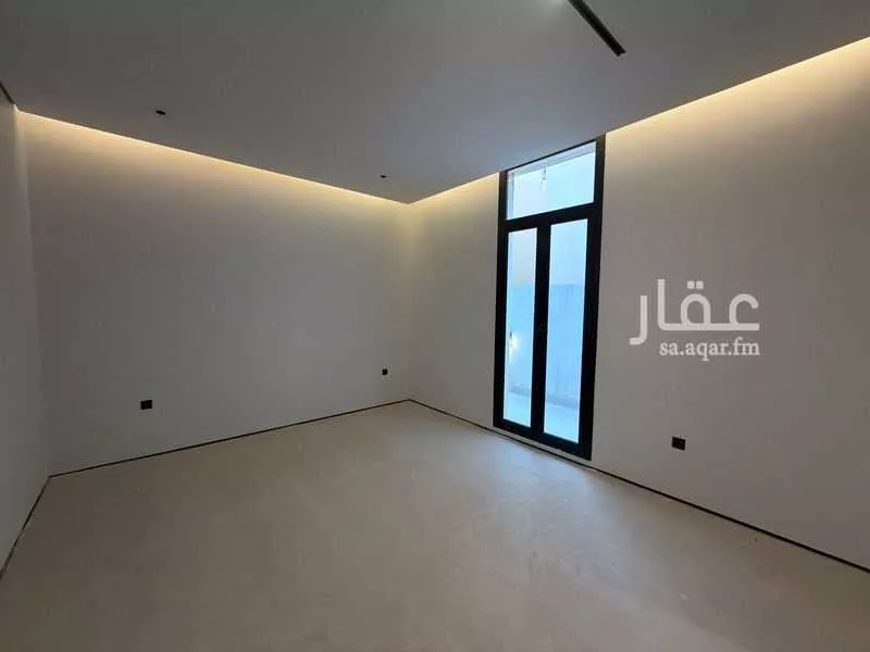 فيلا 5 غرف في الملقا 6