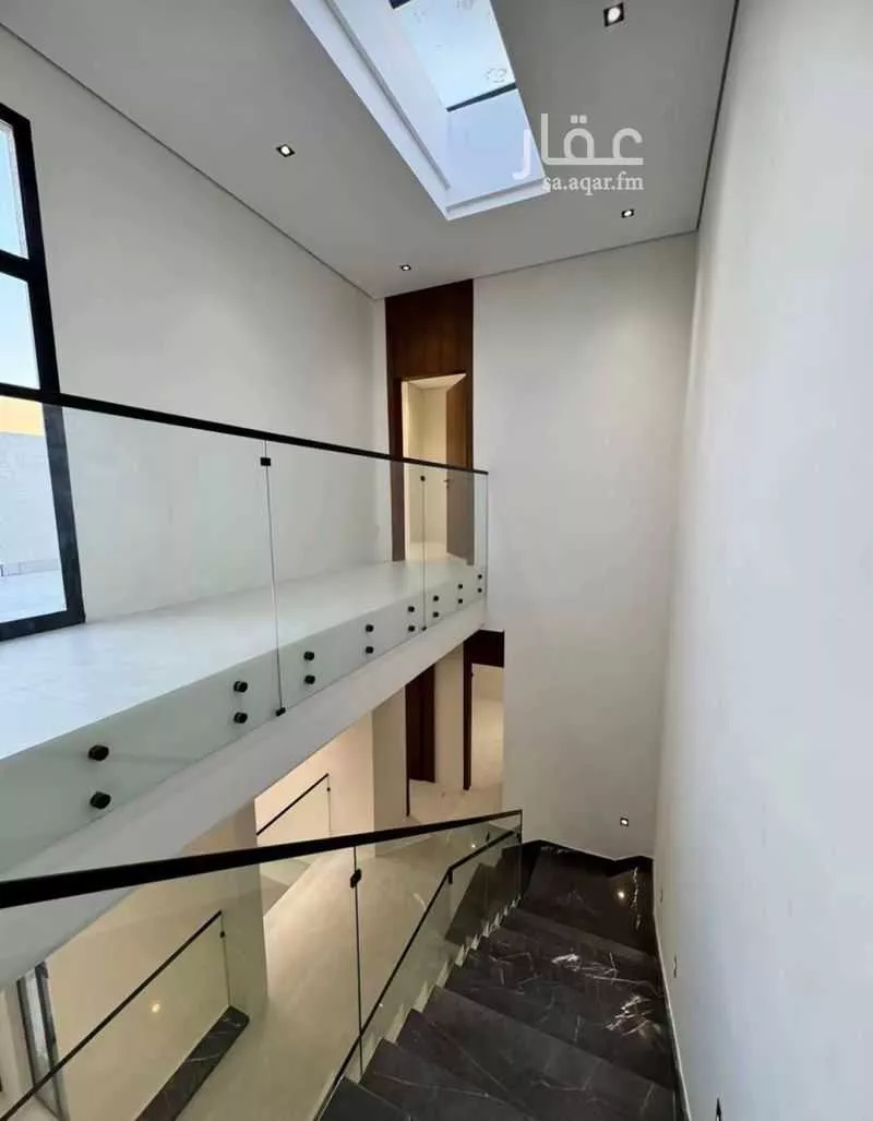 6 bedroom villa in As Sawari 5