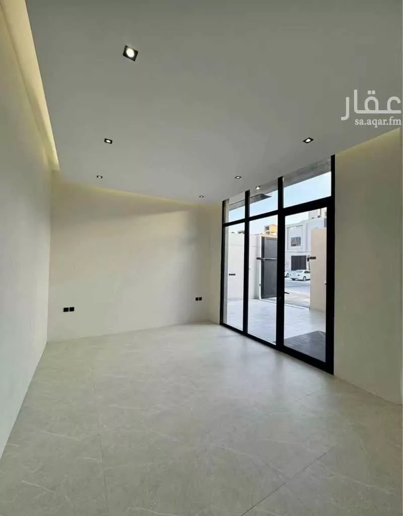 6 bedroom villa in As Sawari 7