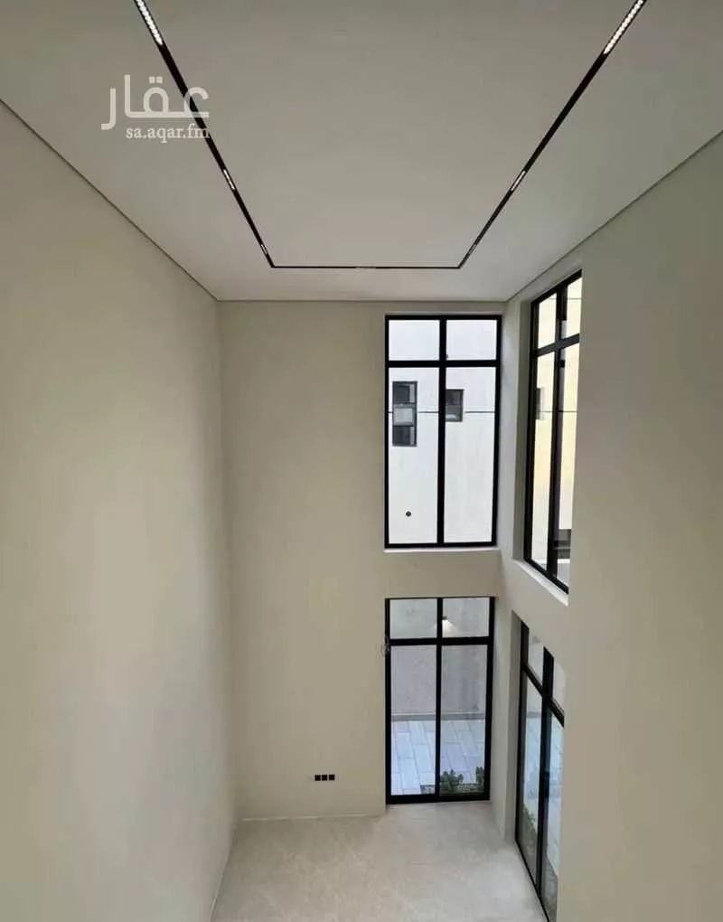 6 bedroom villa in As Sawari 8