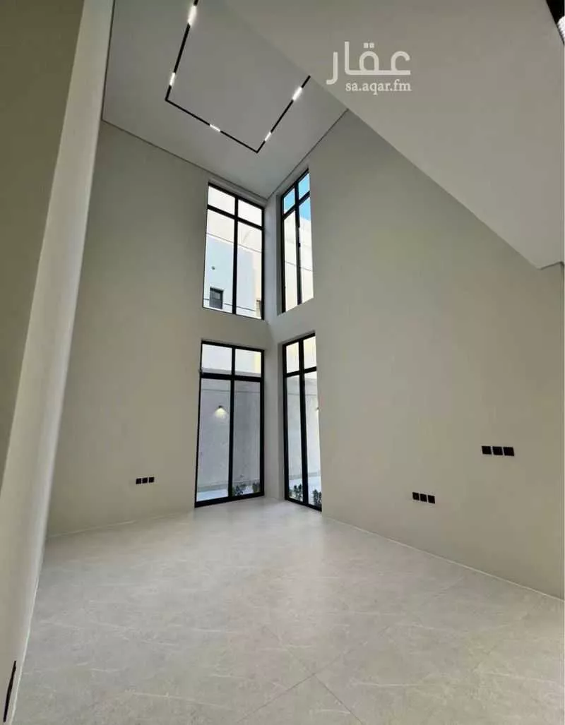 6 bedroom villa in As Sawari 9