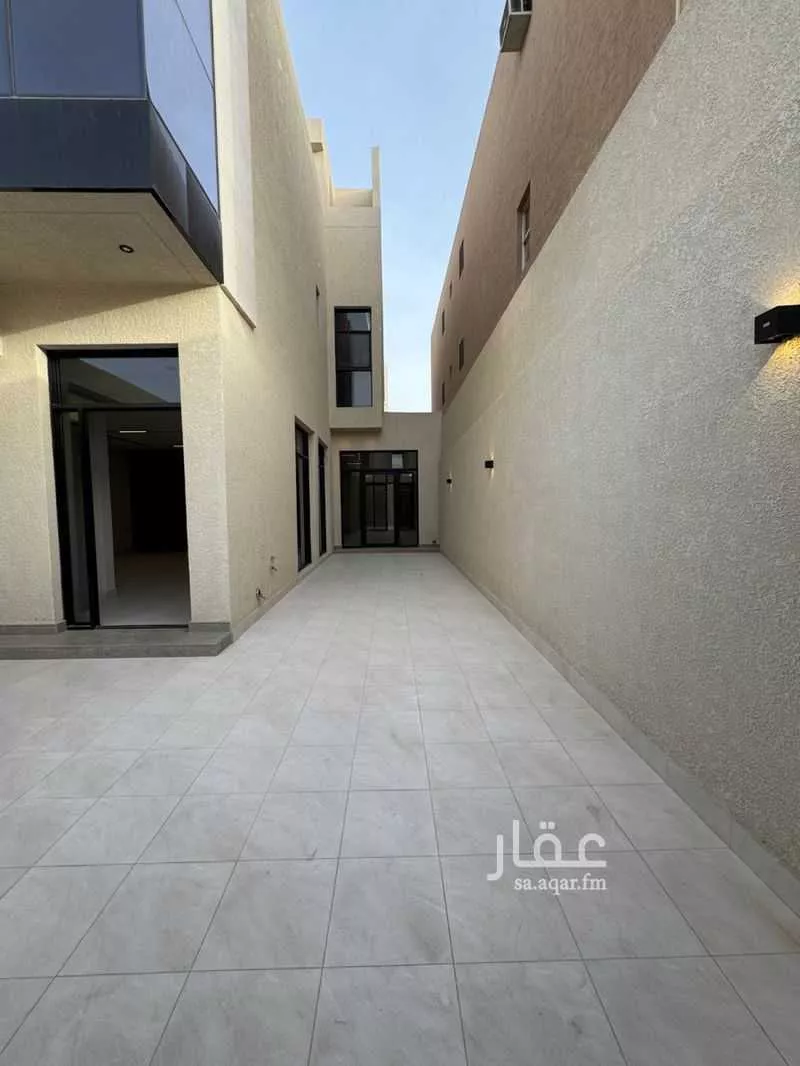 فيلا 6 غرف في النرجس 5