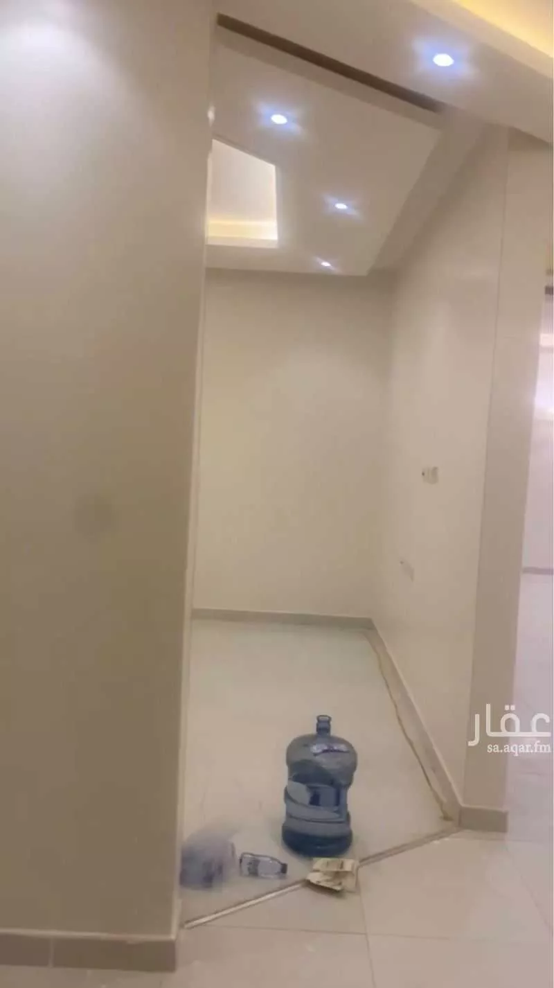 3 bedroom apartment in Dhahrat Laban 4
