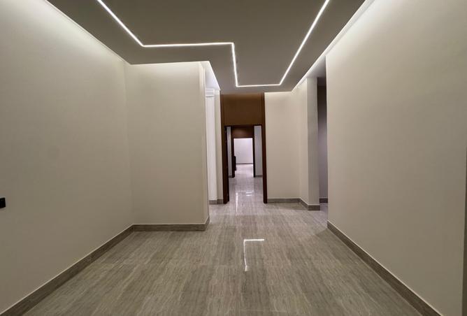 شقة 4 غرف في Ar Rimal 2