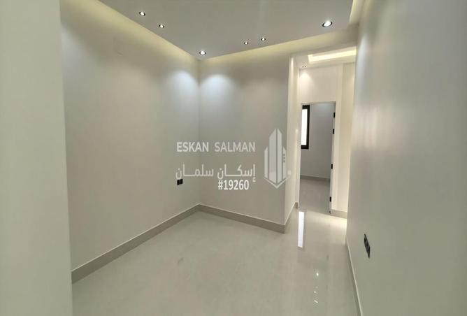3 bedroom apartment in Al Janadriyah 3