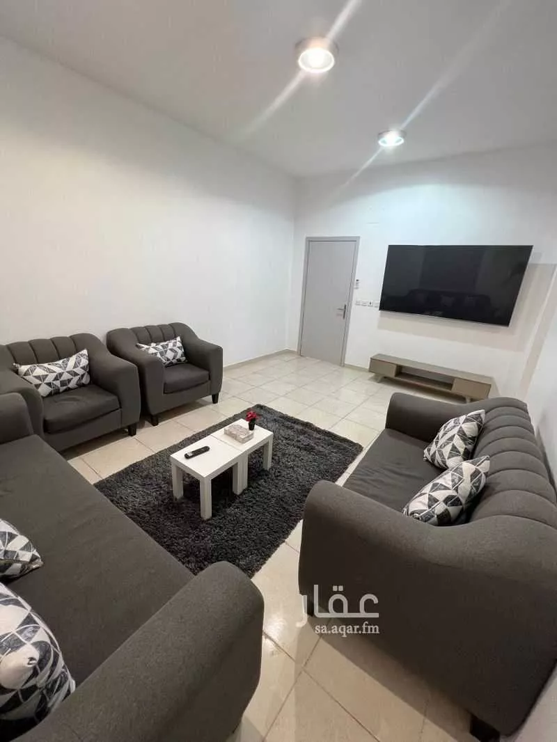 شقة 3 غرف في العريجاء 11