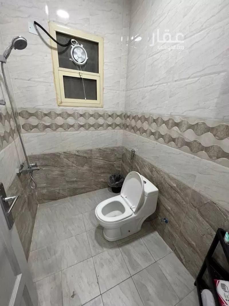 شقة 3 غرف في العريجاء 6