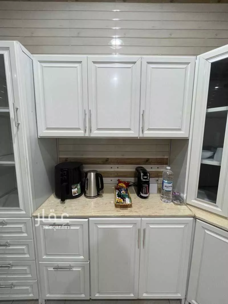 شقة 3 غرف في العريجاء 8