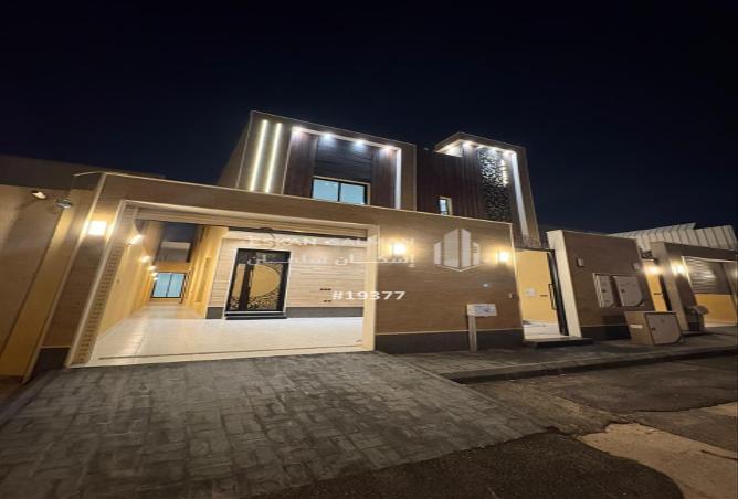 6 bedroom apartment in Al Khaleej 2