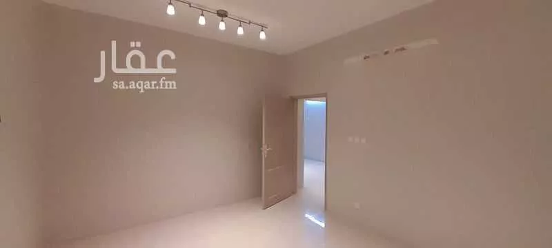 شقة  في الربوة 5