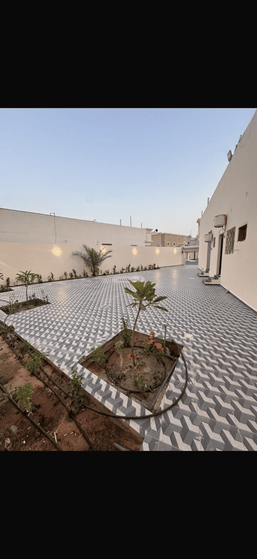 دور 7 غرف في ضاحية الملك فهد 4