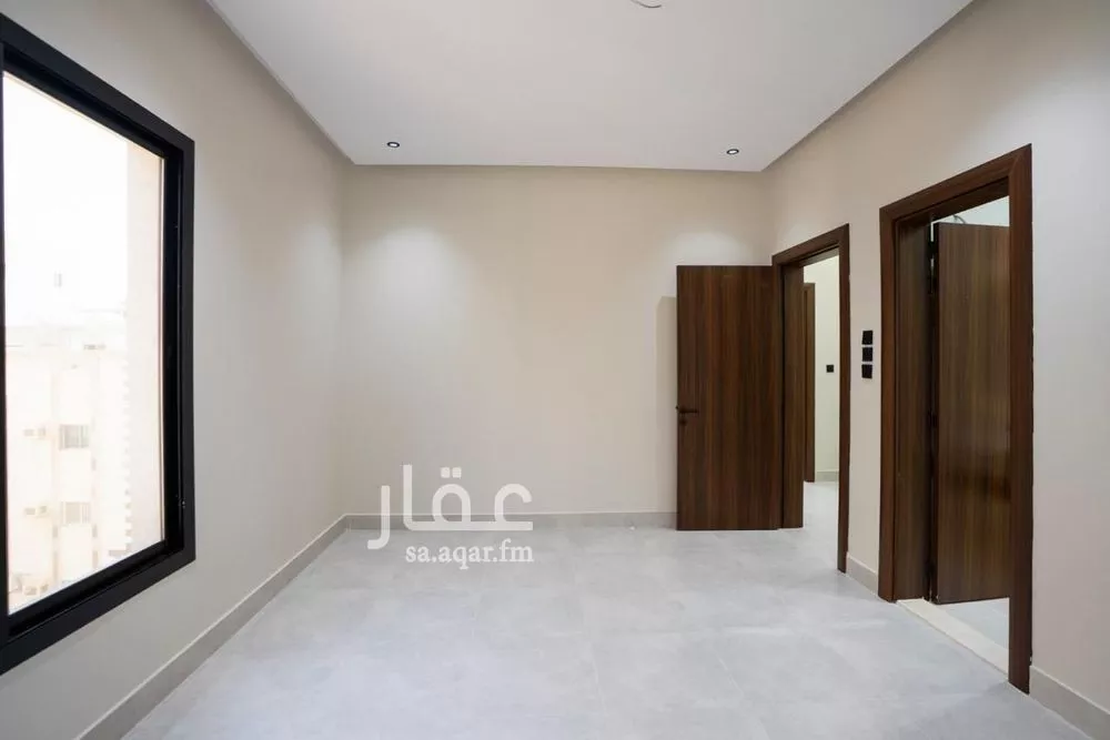 شقة 4 غرف في السلامة 12