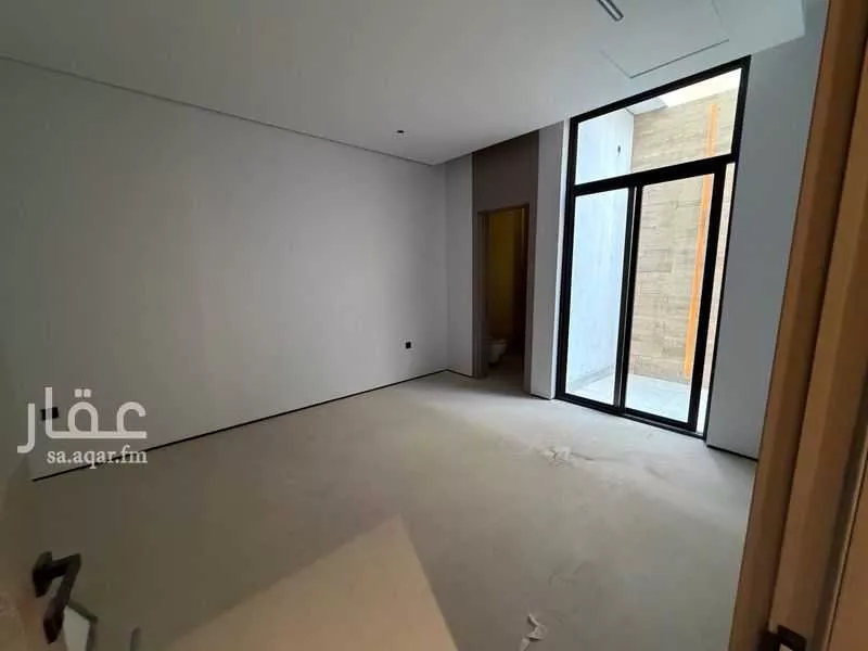 دور 4 غرف في الملقا 6