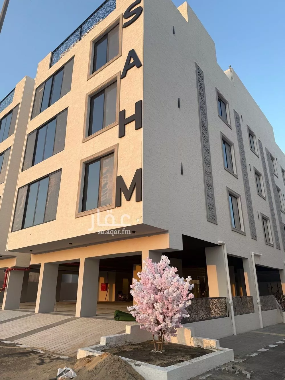 شقة 7 غرف في هجر 2