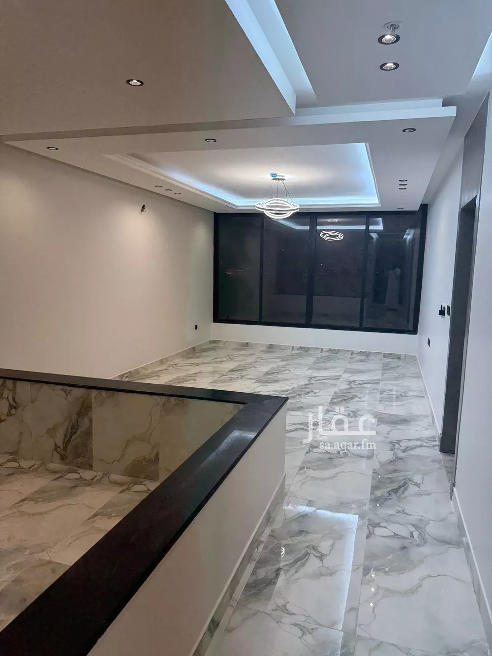 شقة 7 غرف في هجر 4