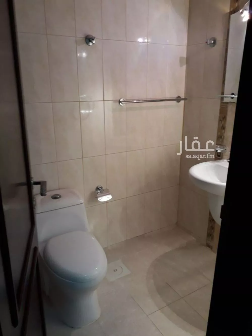 شقة 5 غرف في الدانة الشمالية 12