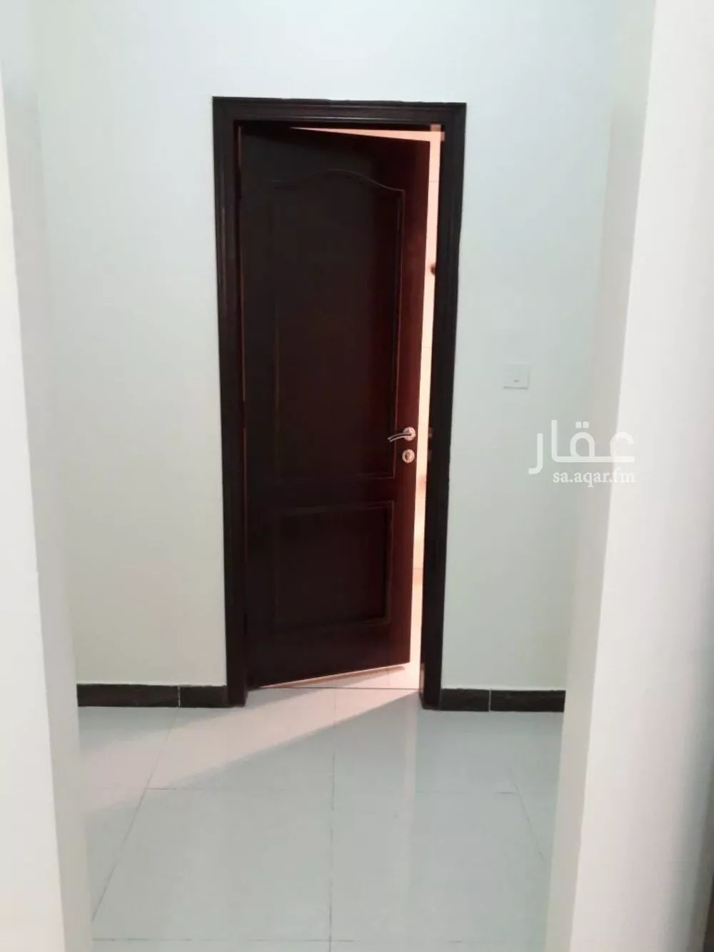 شقة 5 غرف في الدانة الشمالية 8