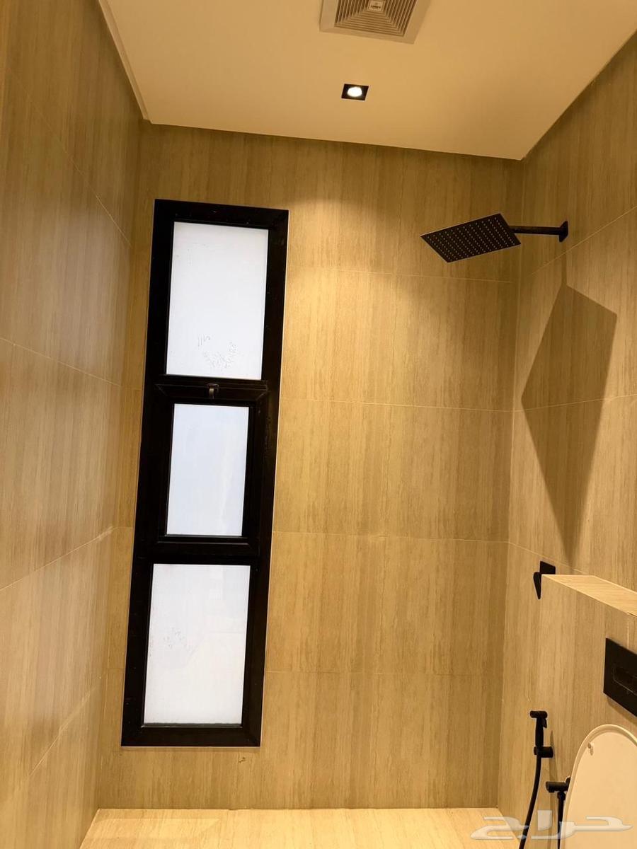 شقة 3 غرف في الرمال 4