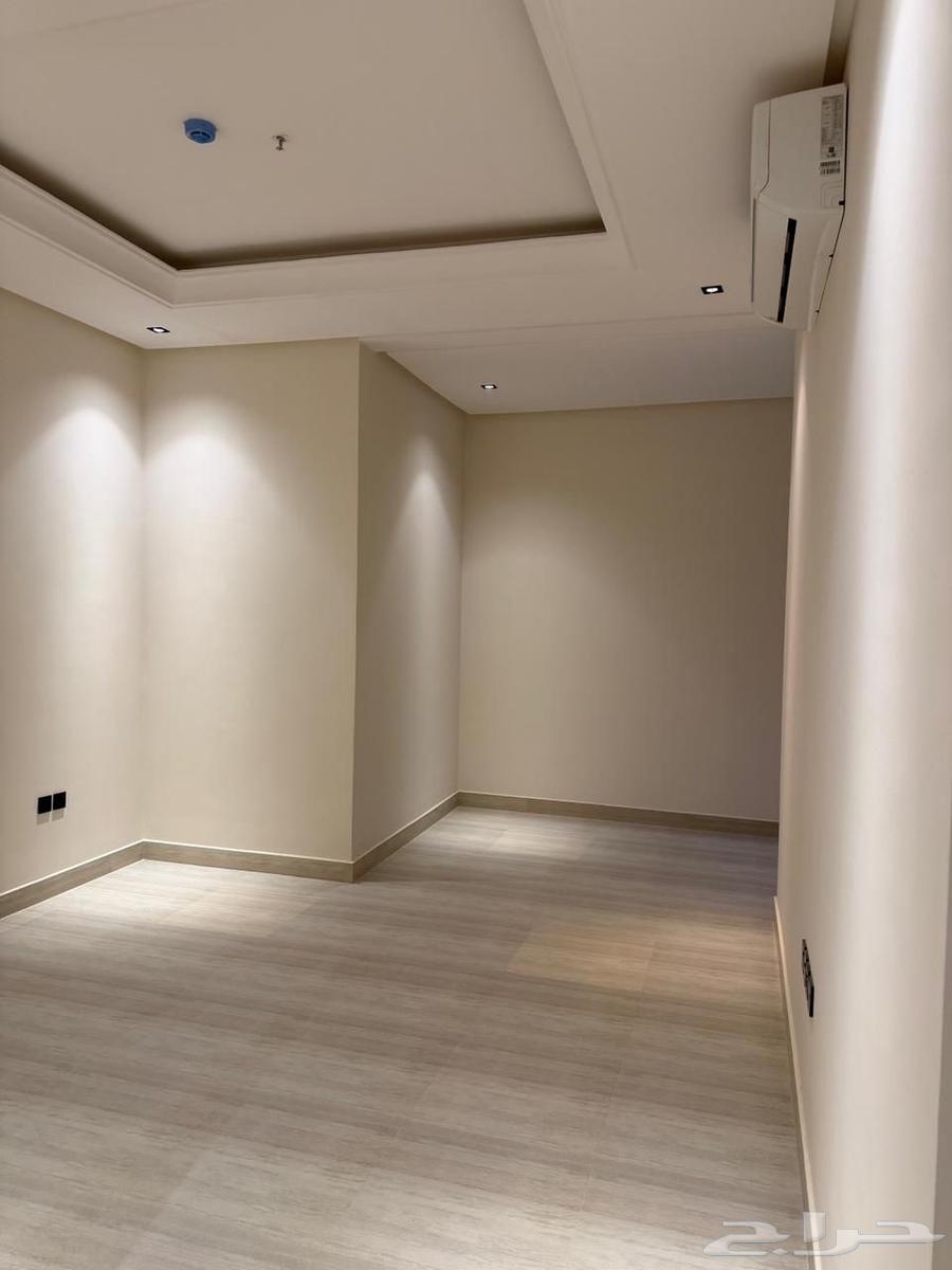 شقة 3 غرف في الرمال 9