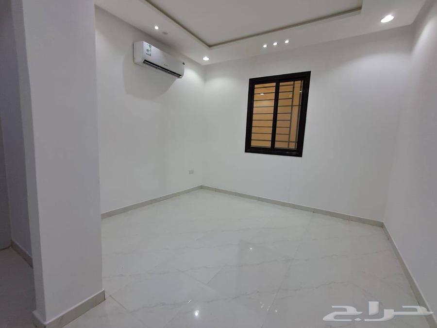 شقة 3 غرف في النهضة 14