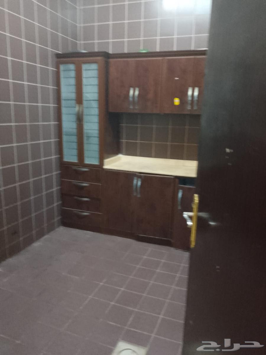 شقة 2 غرف في الندوة 4