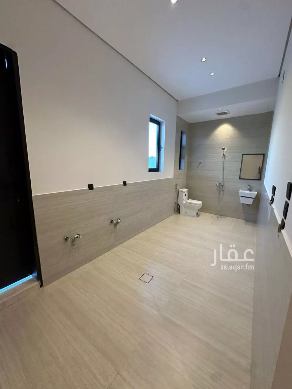 5 bedroom villa in Al Mahdiyyah 27