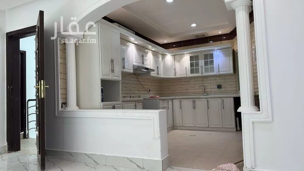 دور 3 غرف في العارض 12