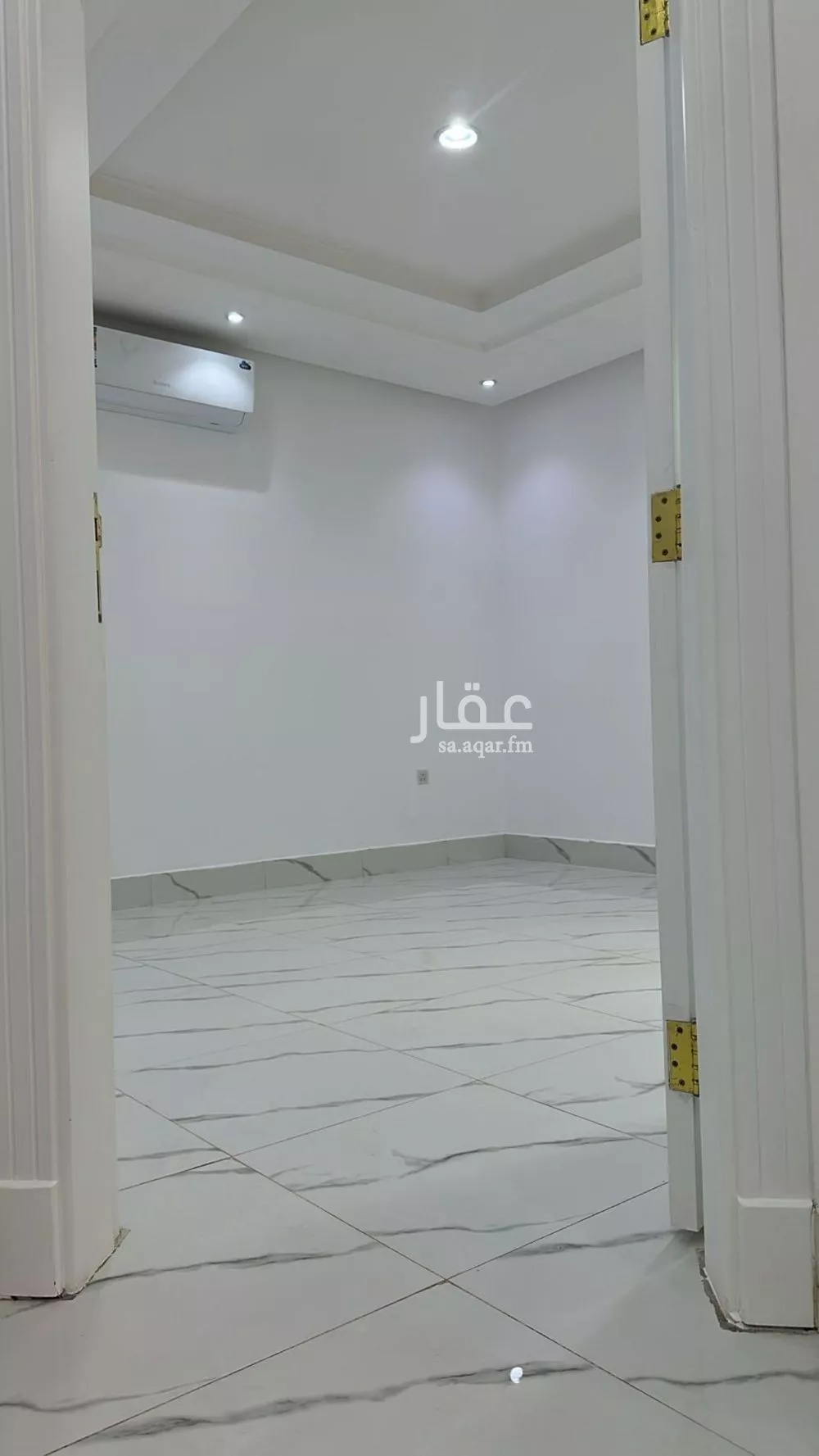 دور 3 غرف في العارض 9