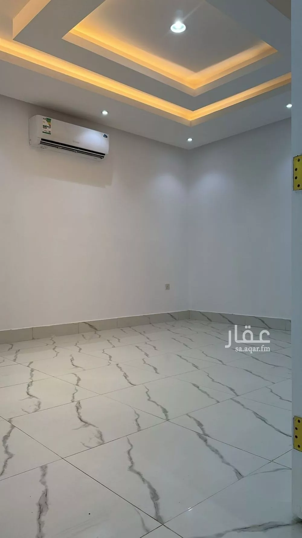 دور 3 غرف في العارض 10