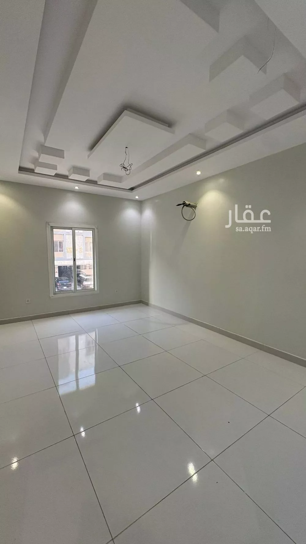 شقة 5 غرف في الواحة 5