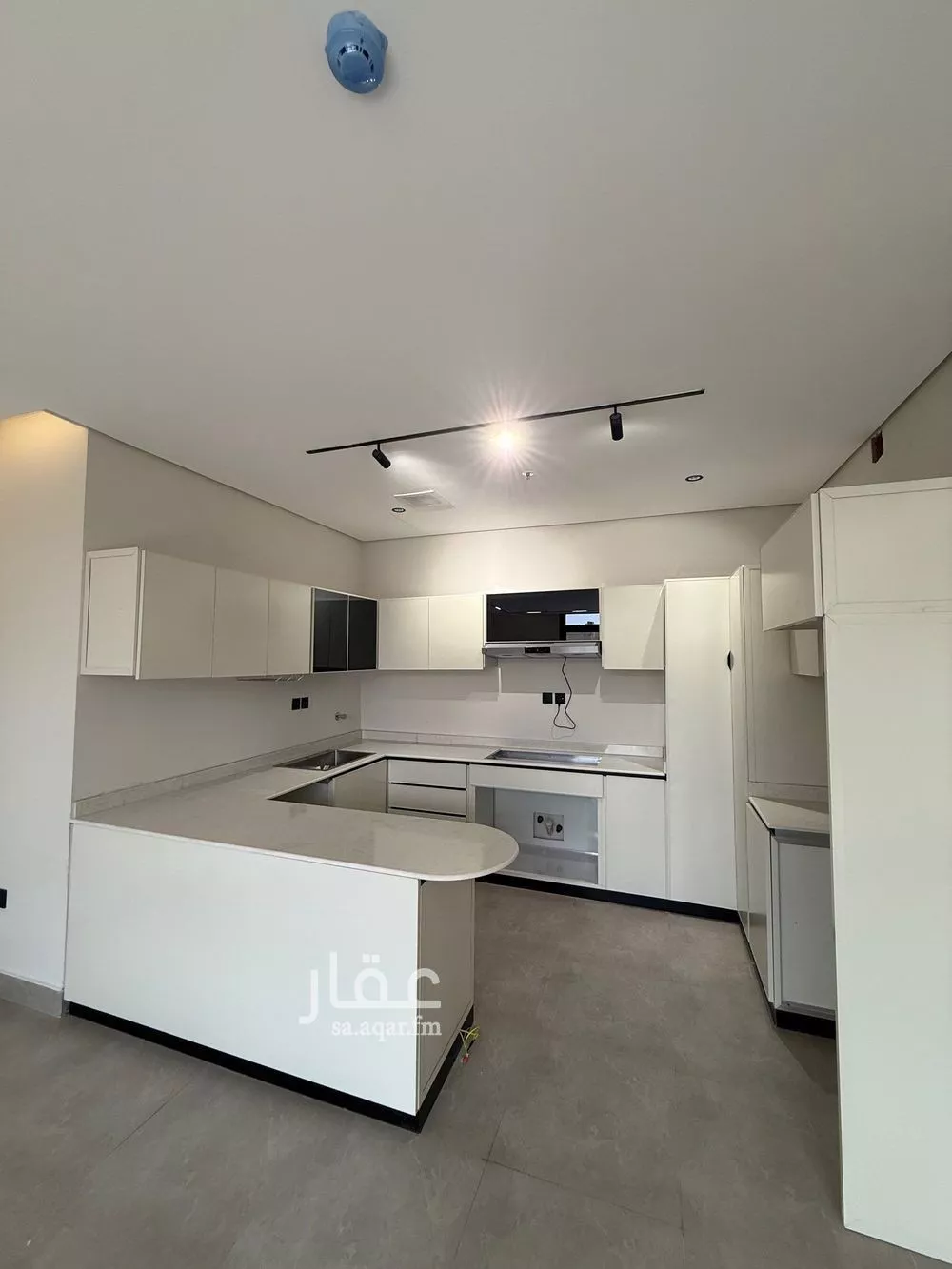 شقة 3 غرف في الرمال 8