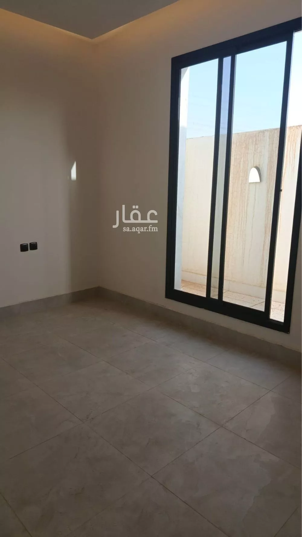 شقة 3 غرف في الشرق 10