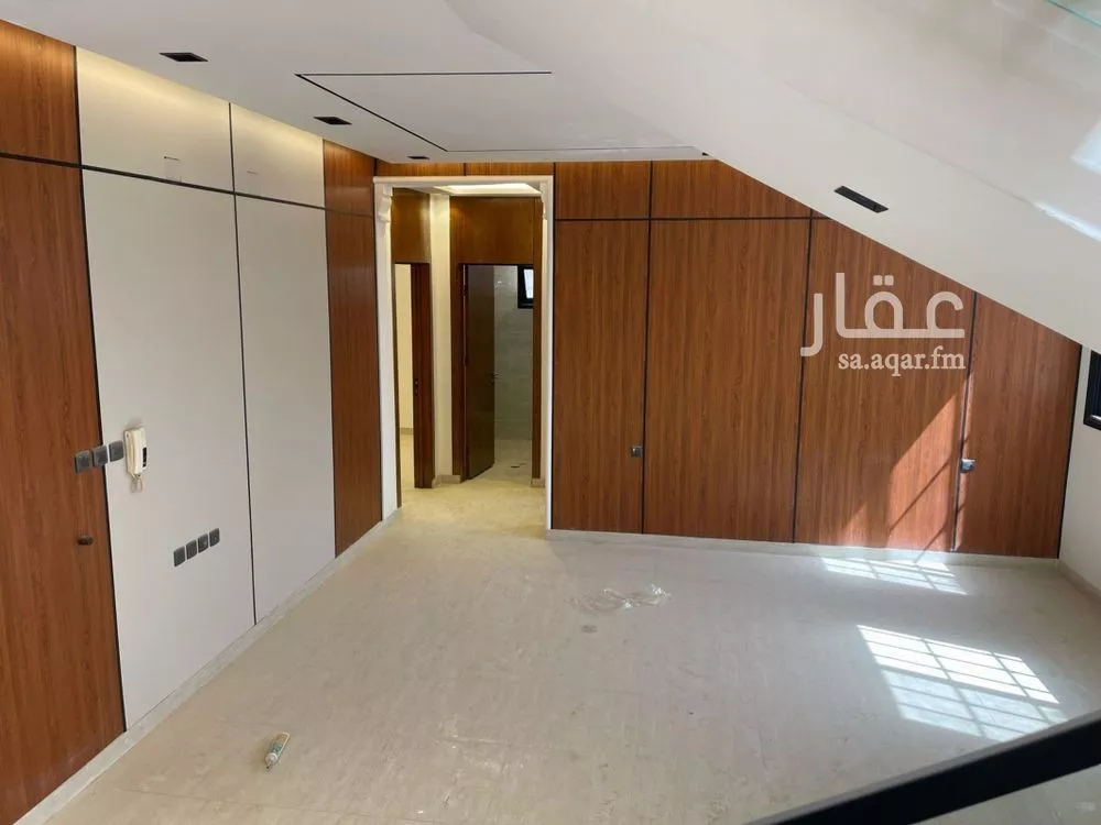 شقة 4 غرف في الرمال 5