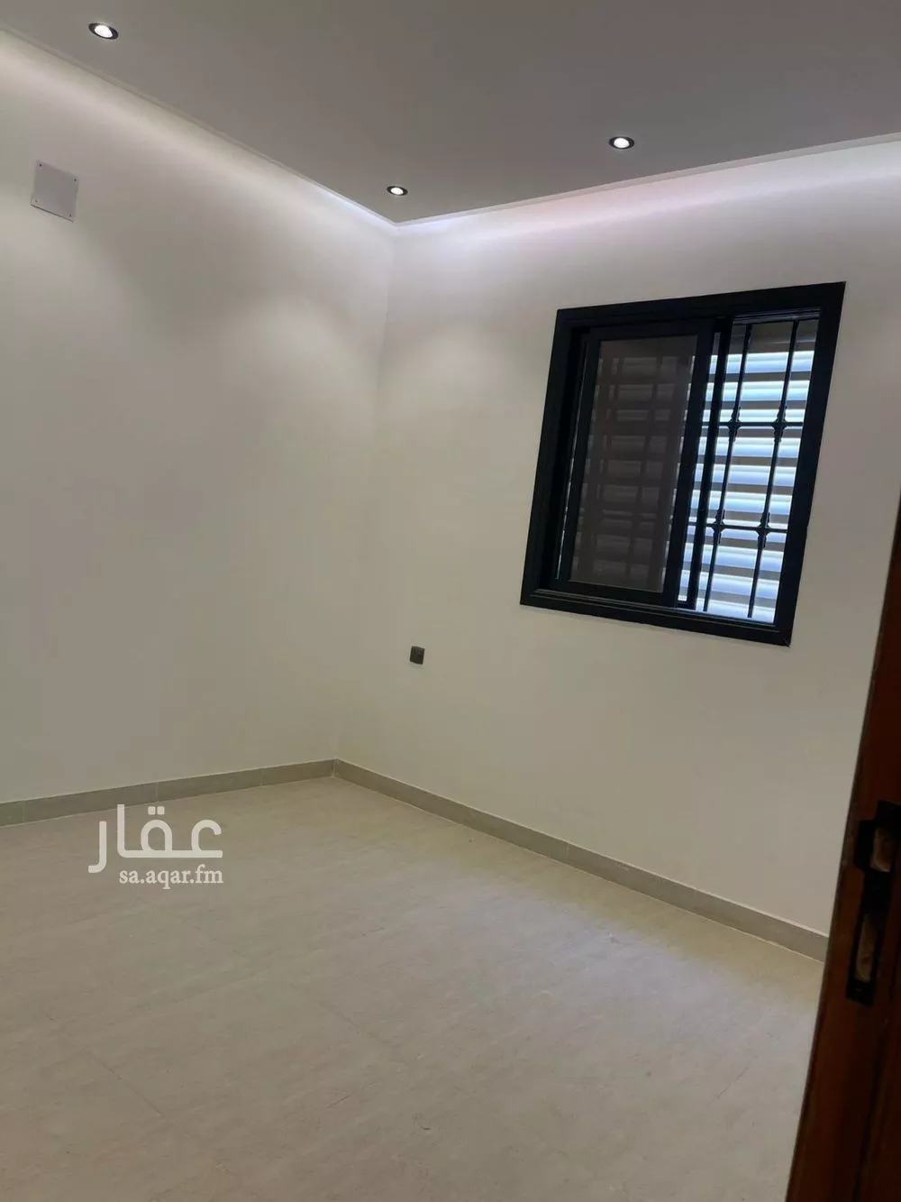 شقة 4 غرف في الرمال 8