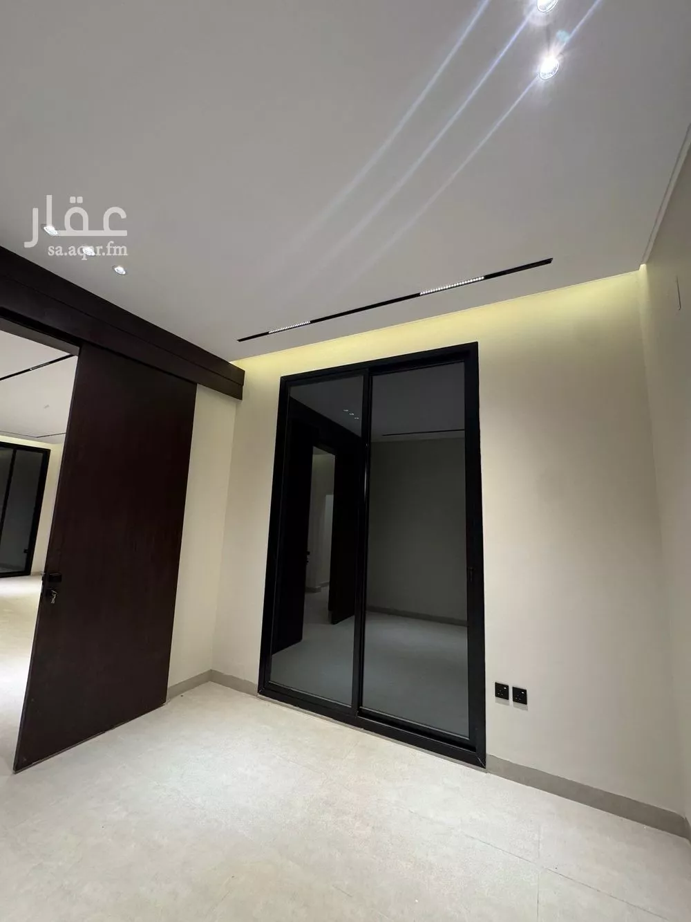 فيلا 5 غرف في طويق 8