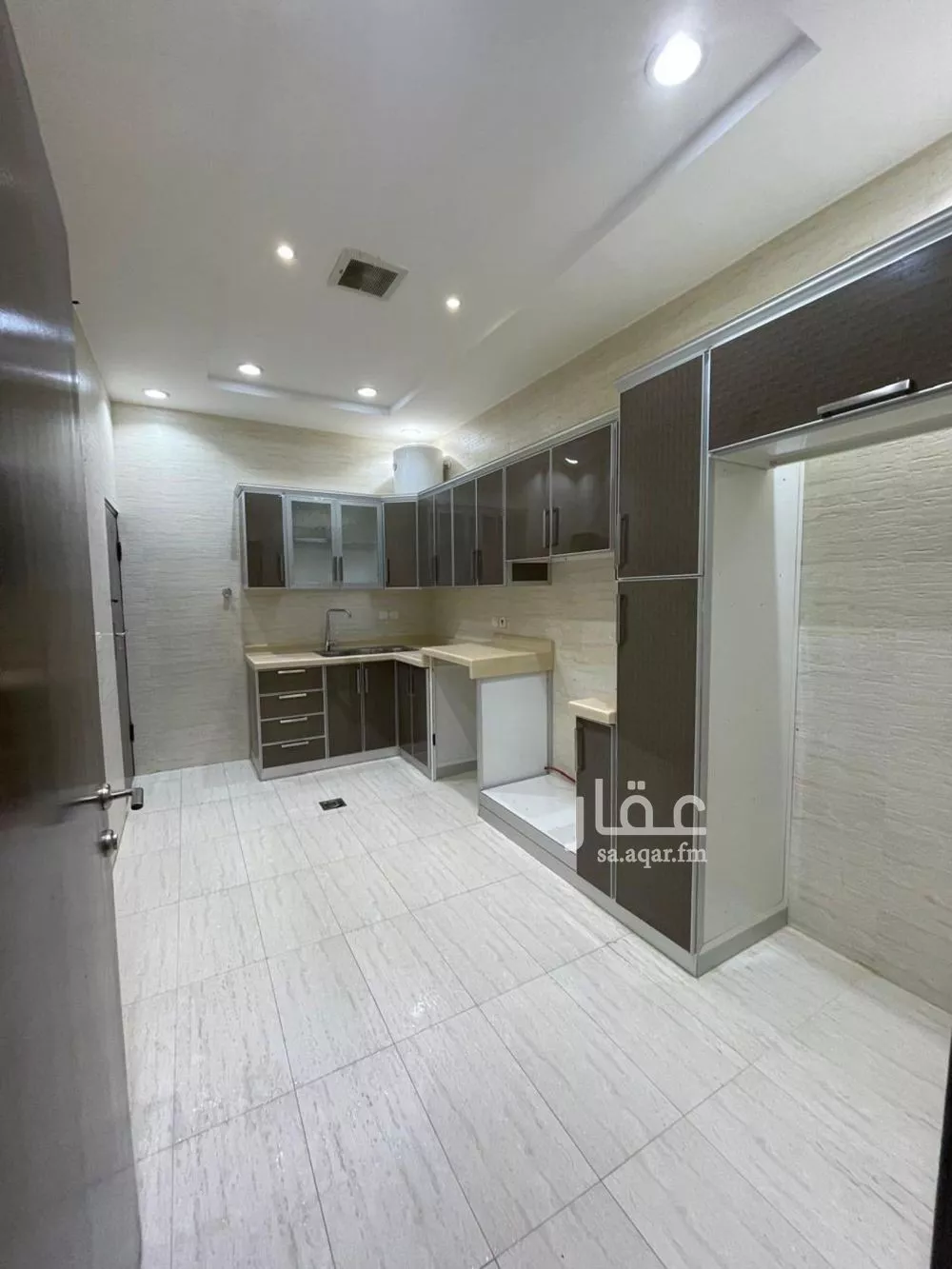 دور 3 غرف في النرجس 2