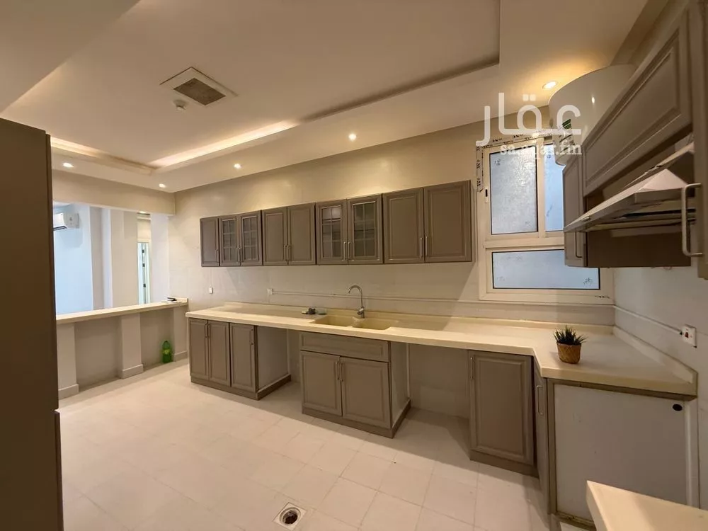 شقة 5 غرف في قرطبة 28