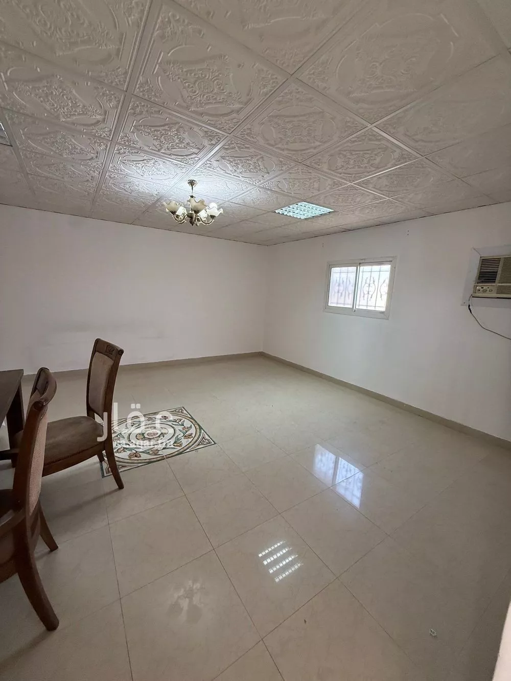 شقة 3 غرف في العقيق 13