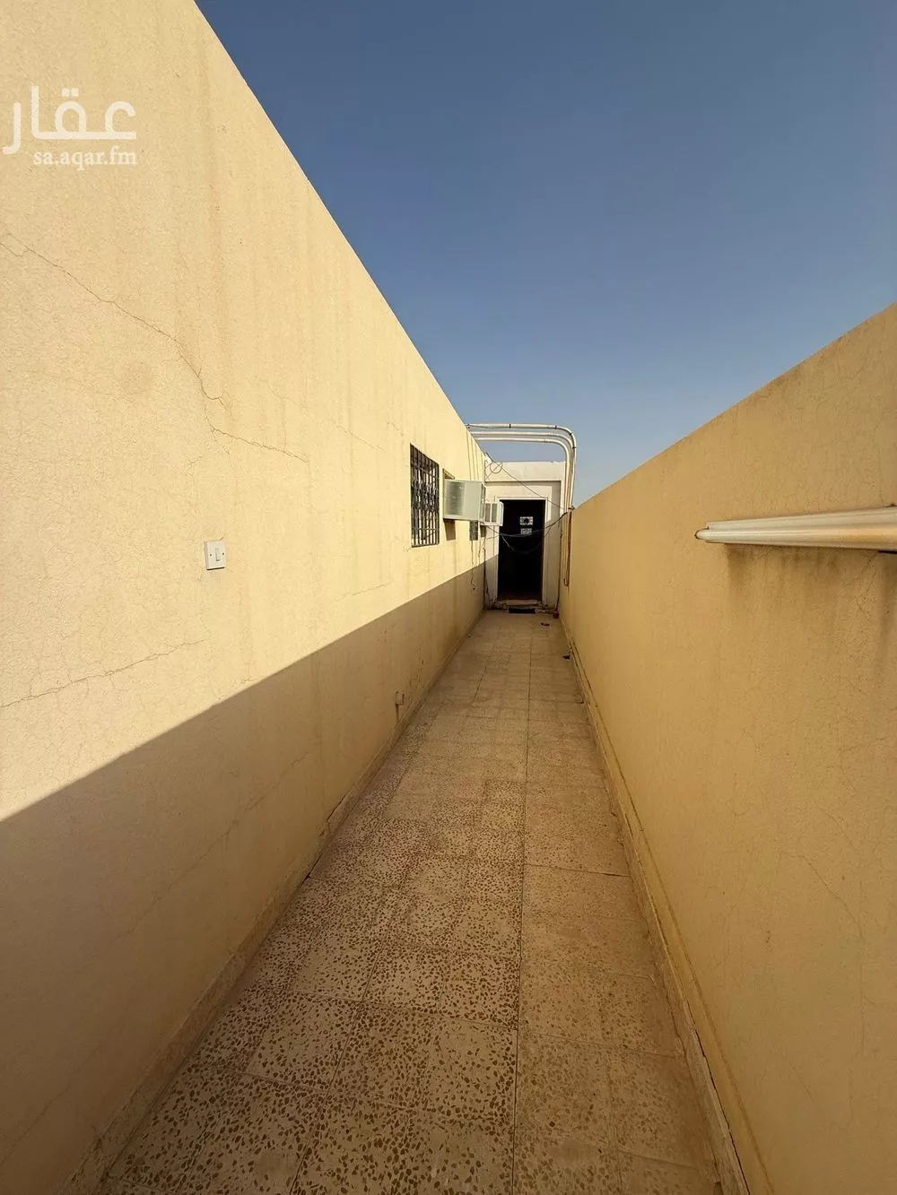 شقة 3 غرف في العقيق 18